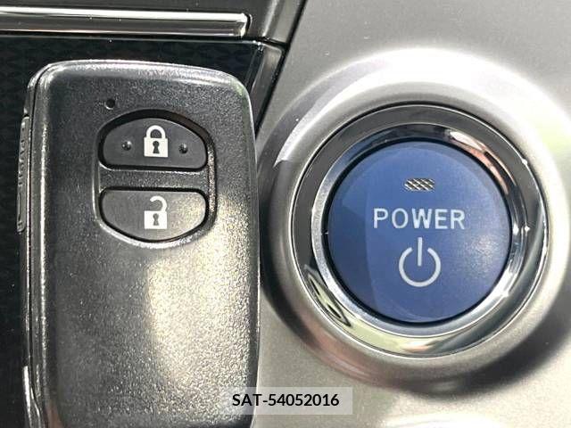 Toyota PRIUS ALPHA 2015-05 245841-7