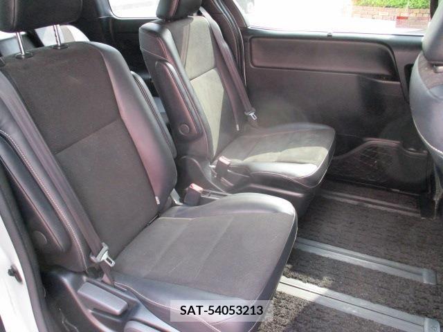 Toyota NOAH 2019-12 279471-8