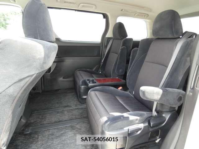 Toyota VELLFIRE 2009-10 369826-9
