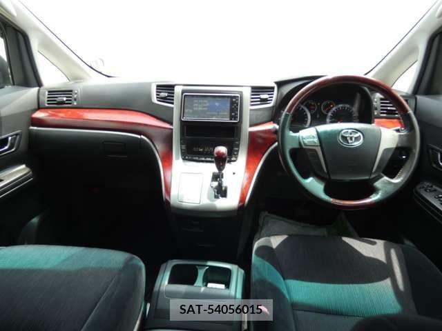 Toyota VELLFIRE 2009-10 369826-4