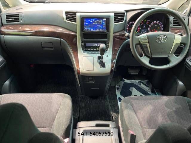 Toyota ALPHARD 2013-12 206517-1