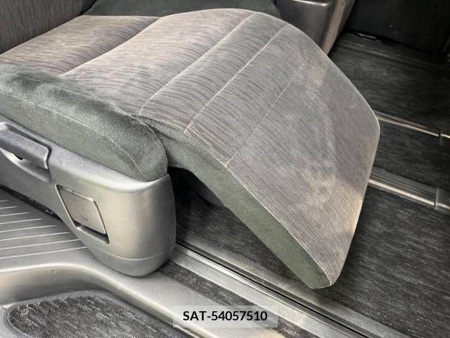 Toyota ALPHARD 2013-12 206517-6