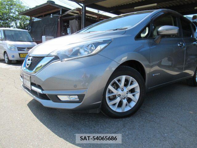 Nissan NOTE 2017-04 305376-1