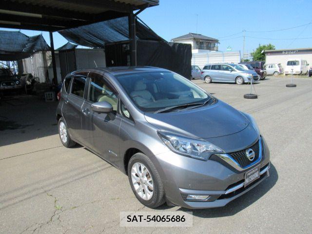 Nissan NOTE 2017-04 305376-15