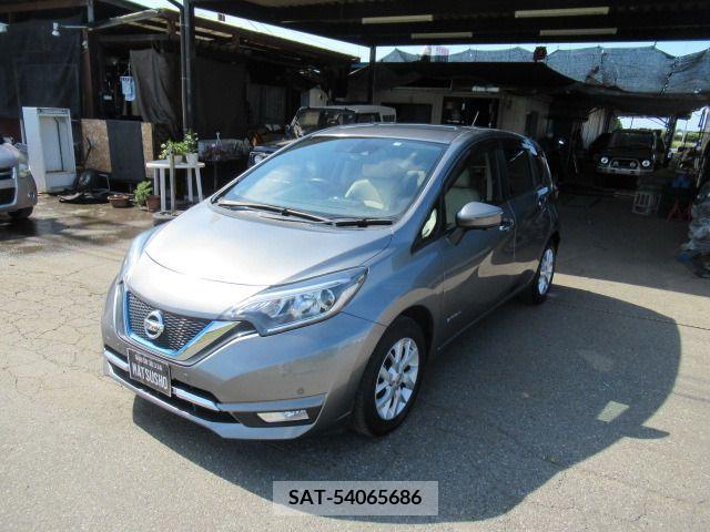 Nissan NOTE 2017-04 305376-14