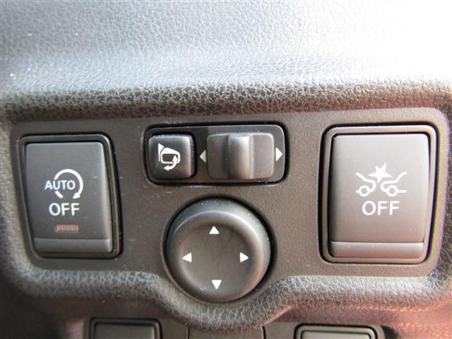 Nissan NOTE 2017-08 1807-10