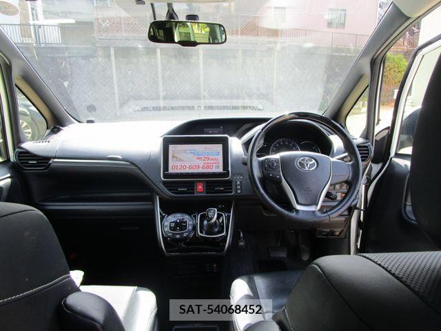 Toyota ESQUIRE 2016-01 214662-1