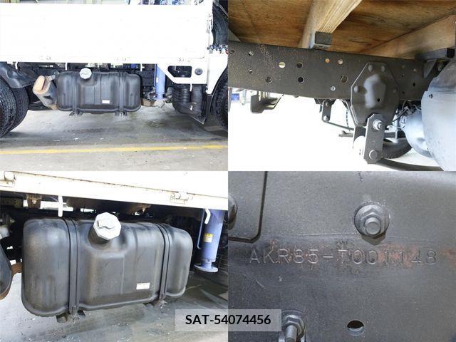 Isuzu ELF TRUCK 2012-05 324054-8