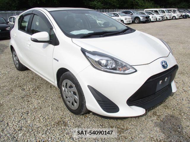 Toyota AQUA 2019-02 327771-0