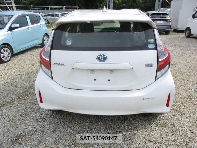 Toyota AQUA 2019-02 327771-3