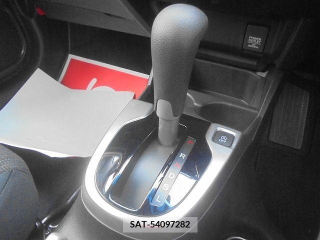 Honda FIT 2013-11 327899-19
