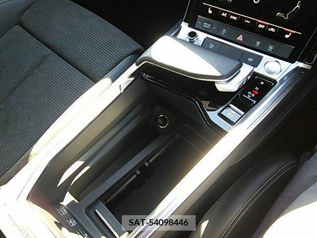 Audi E-TRON 2021-02 205308-26
