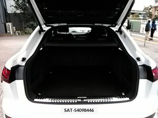 Audi E-TRON 2021-02 205308-13