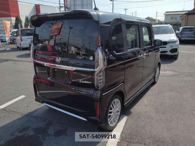Honda N BOX 2022-01 253961-2