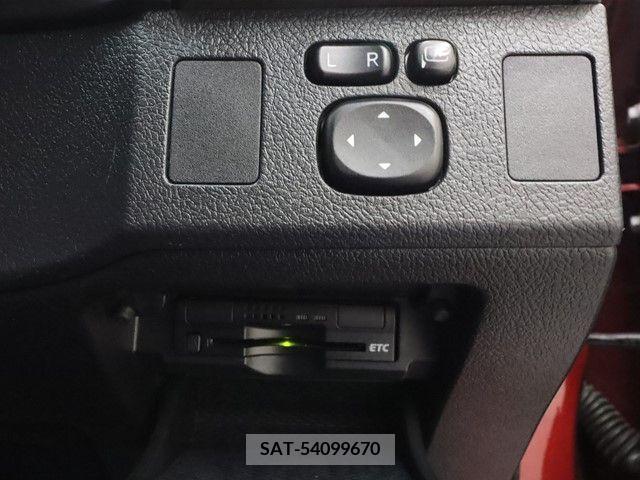 Toyota MARK X 2013-05 213370-10