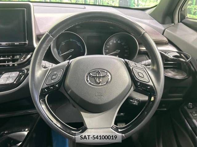 Toyota C-HR 2017-05 264051-11