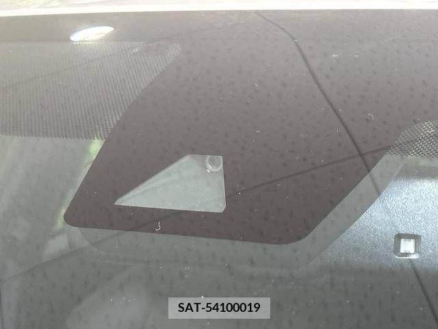Toyota C-HR 2017-05 264051-4