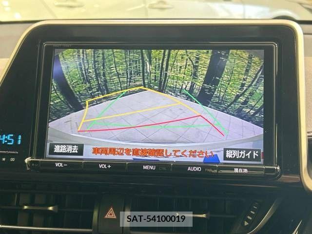 Toyota C-HR 2017-05 264051-3