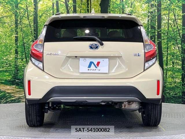 Toyota AQUA 2017-10 260543-15