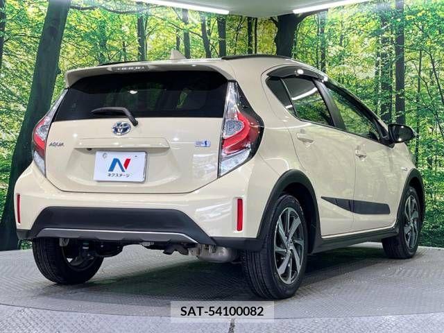 Toyota AQUA 2017-10 260543-17