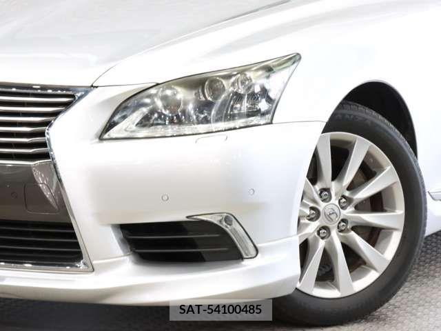 Lexus LS 2012-12 275489-14