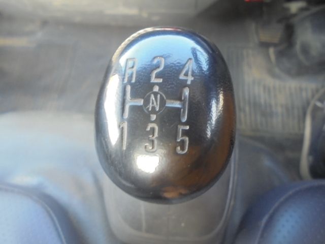 Isuzu ELF TRUCK 2014-09 196303-14