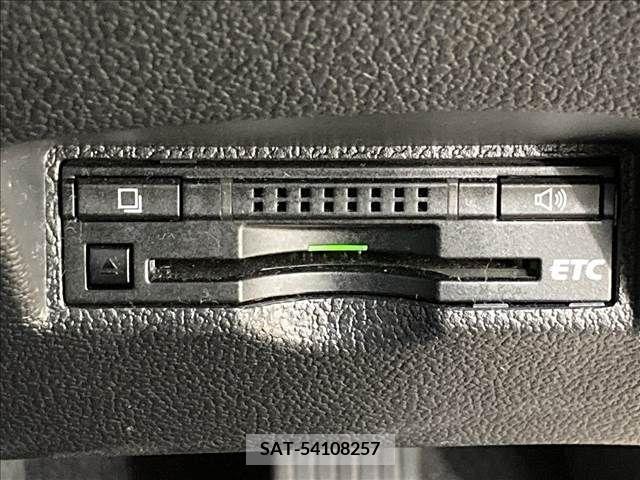 Toyota PRIUS 2016-04 229705-10