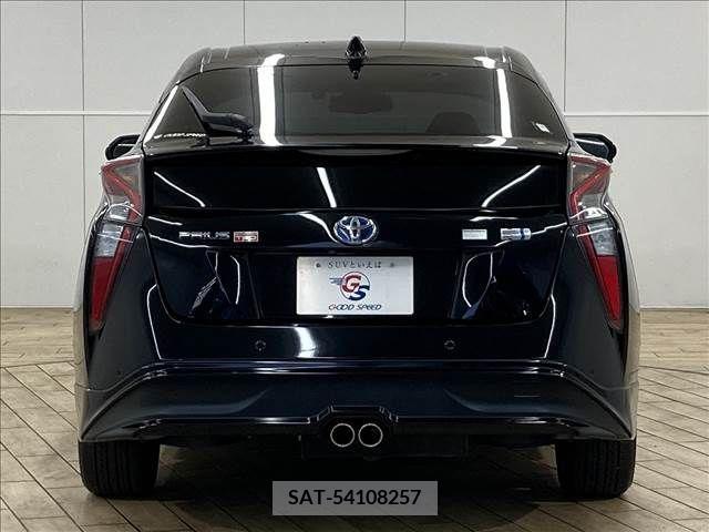Toyota PRIUS 2016-04 229705-14