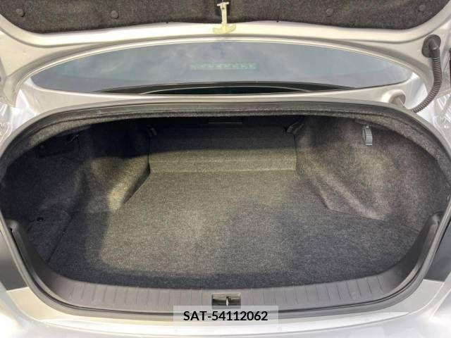 Nissan SKYLINE 2015-09 394109-11