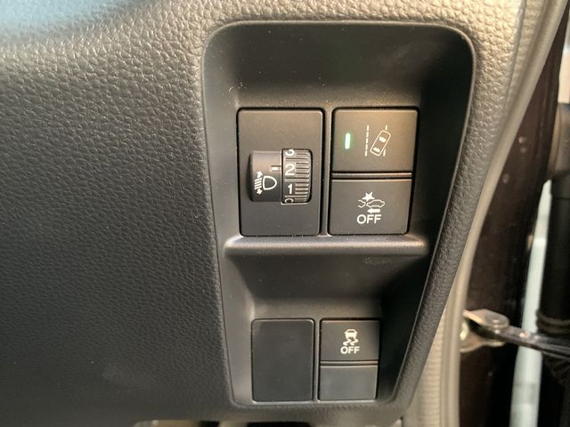 Honda N-VAN 2019-06 17406-20