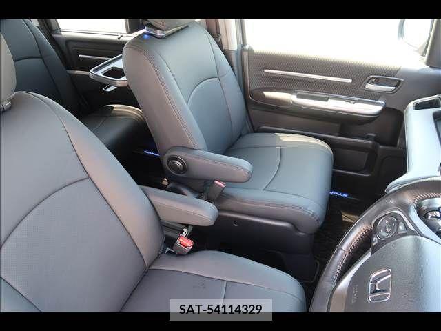 Honda STEP WGN 2020-08 287161-11
