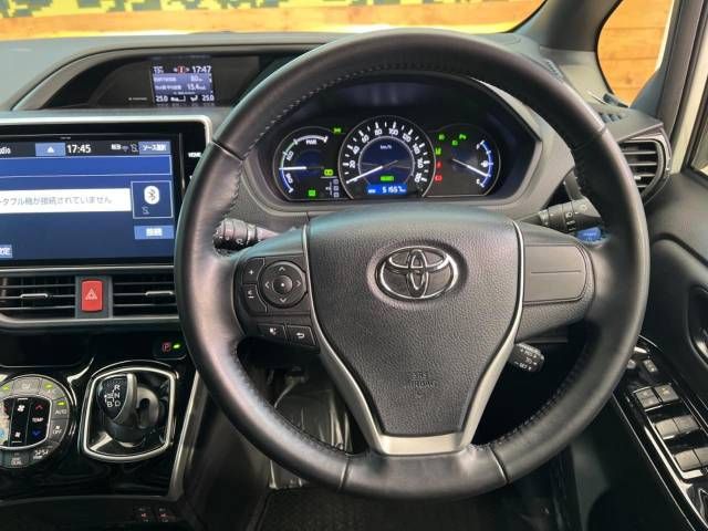Toyota VOXY HYBRID 2020-12 193872-11