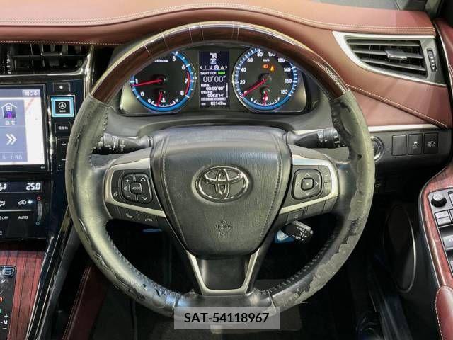 Toyota HARRIER 2015-11 235567-11