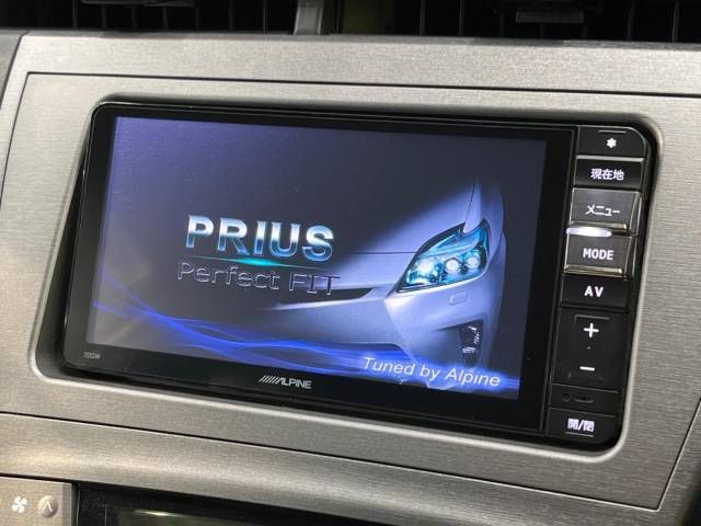 Toyota PRIUS 2015-01 183519-2