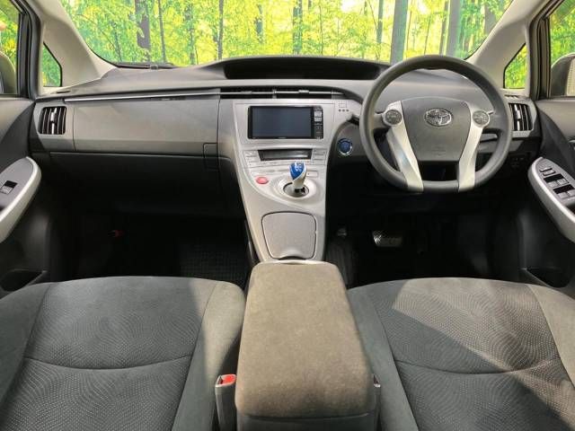 Toyota PRIUS 2015-01 183519-1