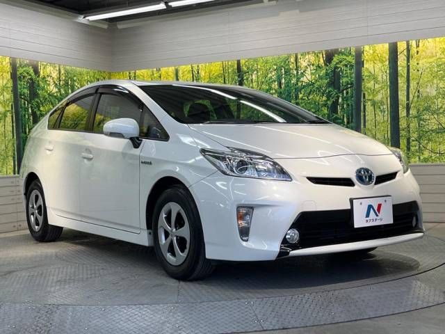 Toyota PRIUS 2015-01 183519-16
