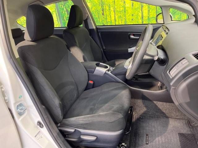 Toyota PRIUS 2015-01 183519-8