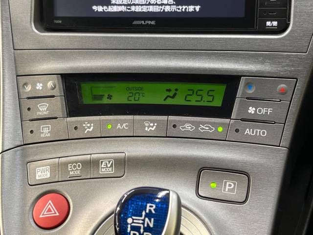 Toyota PRIUS 2015-01 183519-6