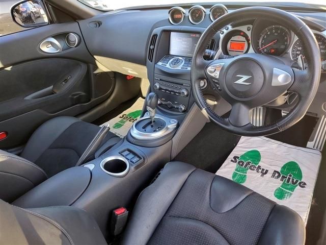 Nissan FAIRLADY Z 2012-03 361-8