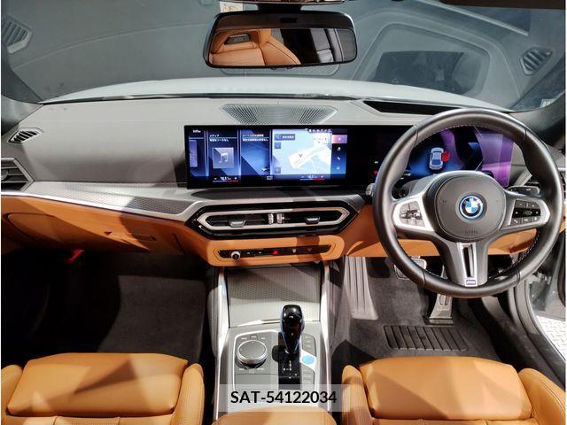 Bmw i4 2023-03 293758-10