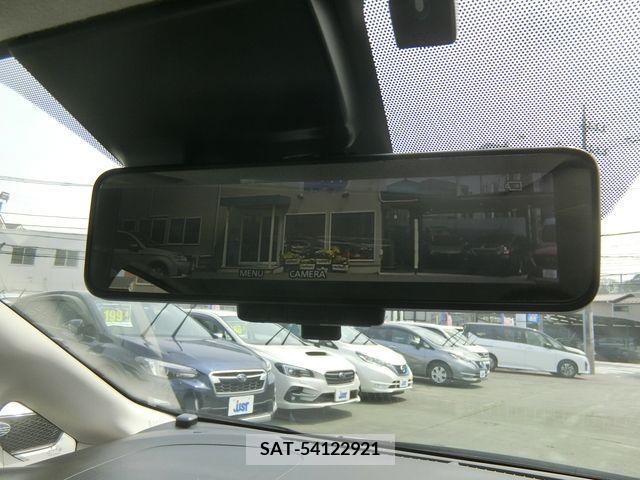 Nissan NOTE 2018-06 245767-10