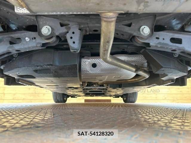 Toyota C-HR 2019-01 294902-19
