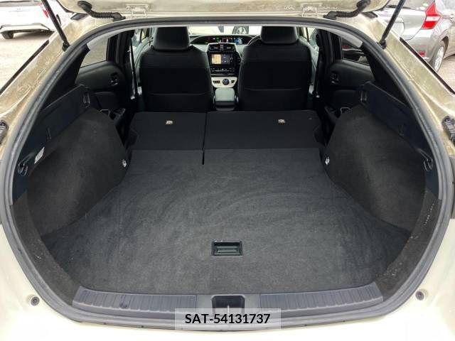 Toyota PRIUS 2017-08 322378-10