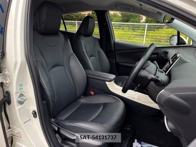 Toyota PRIUS 2017-08 322378-8