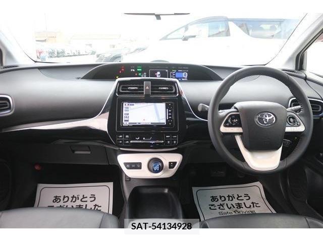 Toyota PRIUS 2017-04 205347-15