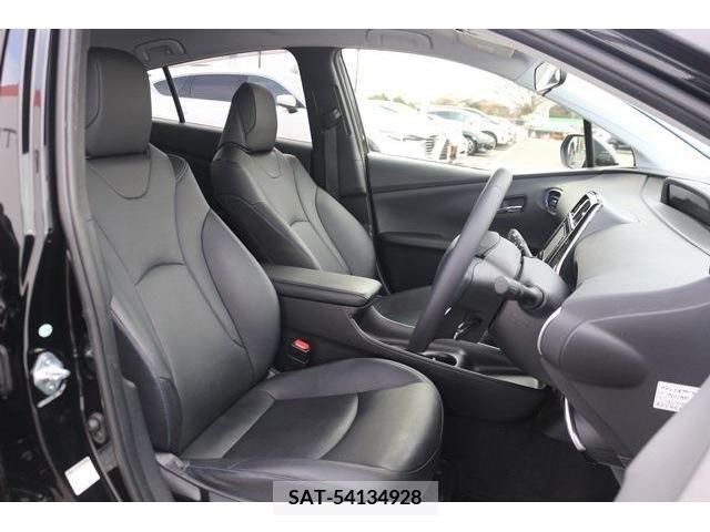 Toyota PRIUS 2017-04 205347-12