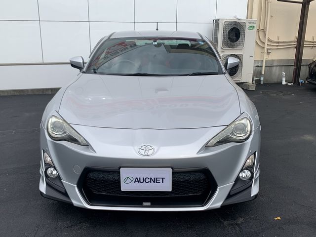 Toyota 86 2012-05 8390-1