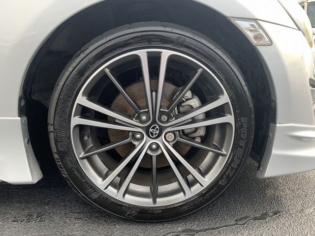 Toyota 86 2012-05 8390-23