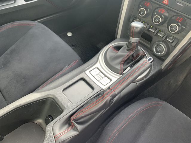 Toyota 86 2012-05 8390-19