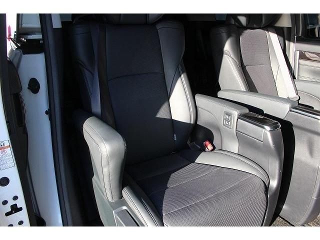 Toyota ALPHARD 2018-07 16667-13